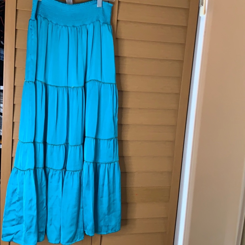 Cache vacation skirt